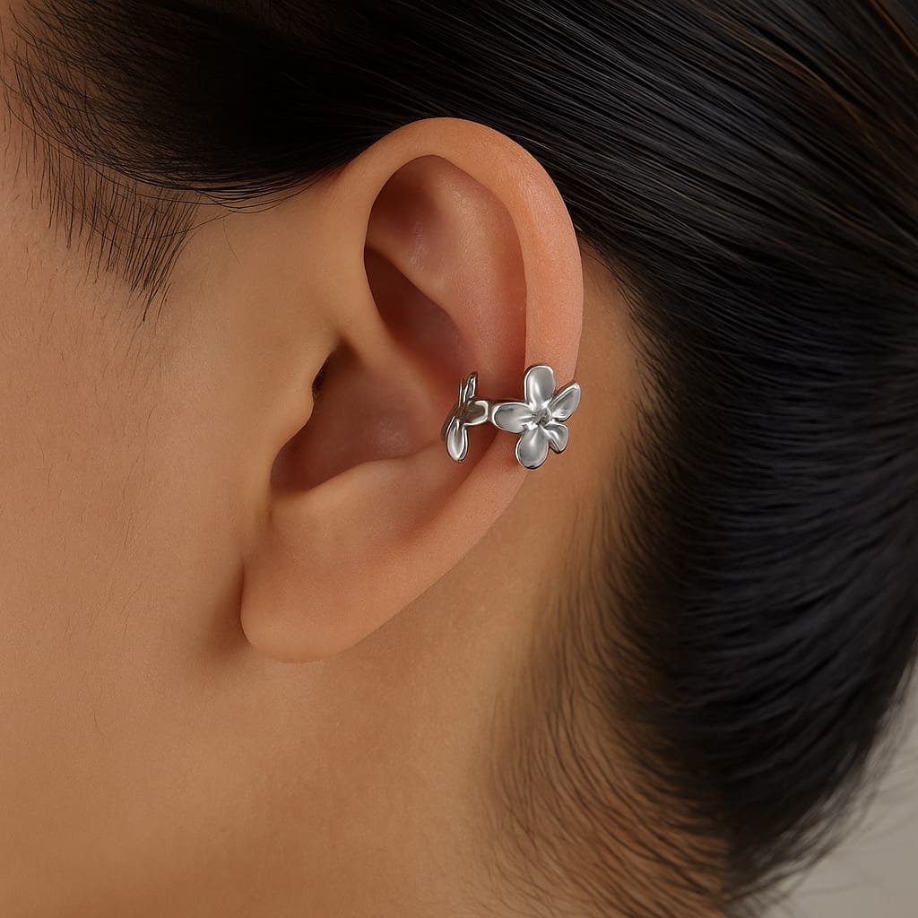 Silvique Flower Ear Cuff