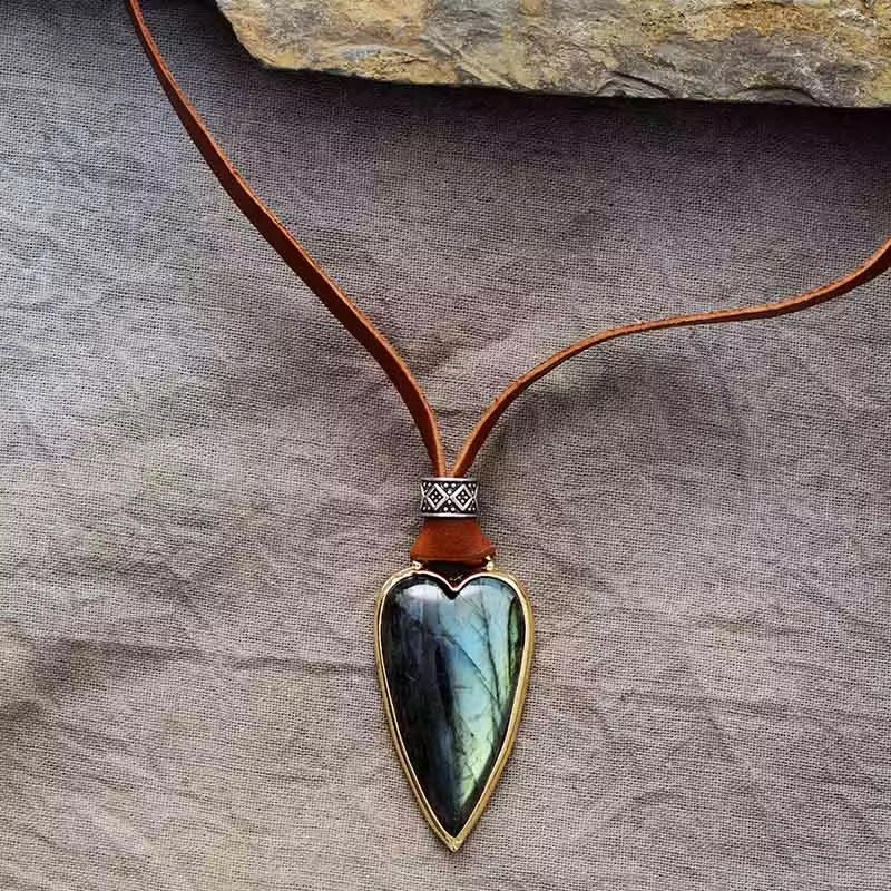 ✨ Aurora Heart Labradorite Necklace