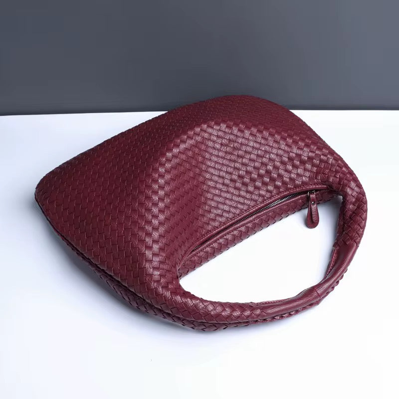 Vespera Shoulder Bag