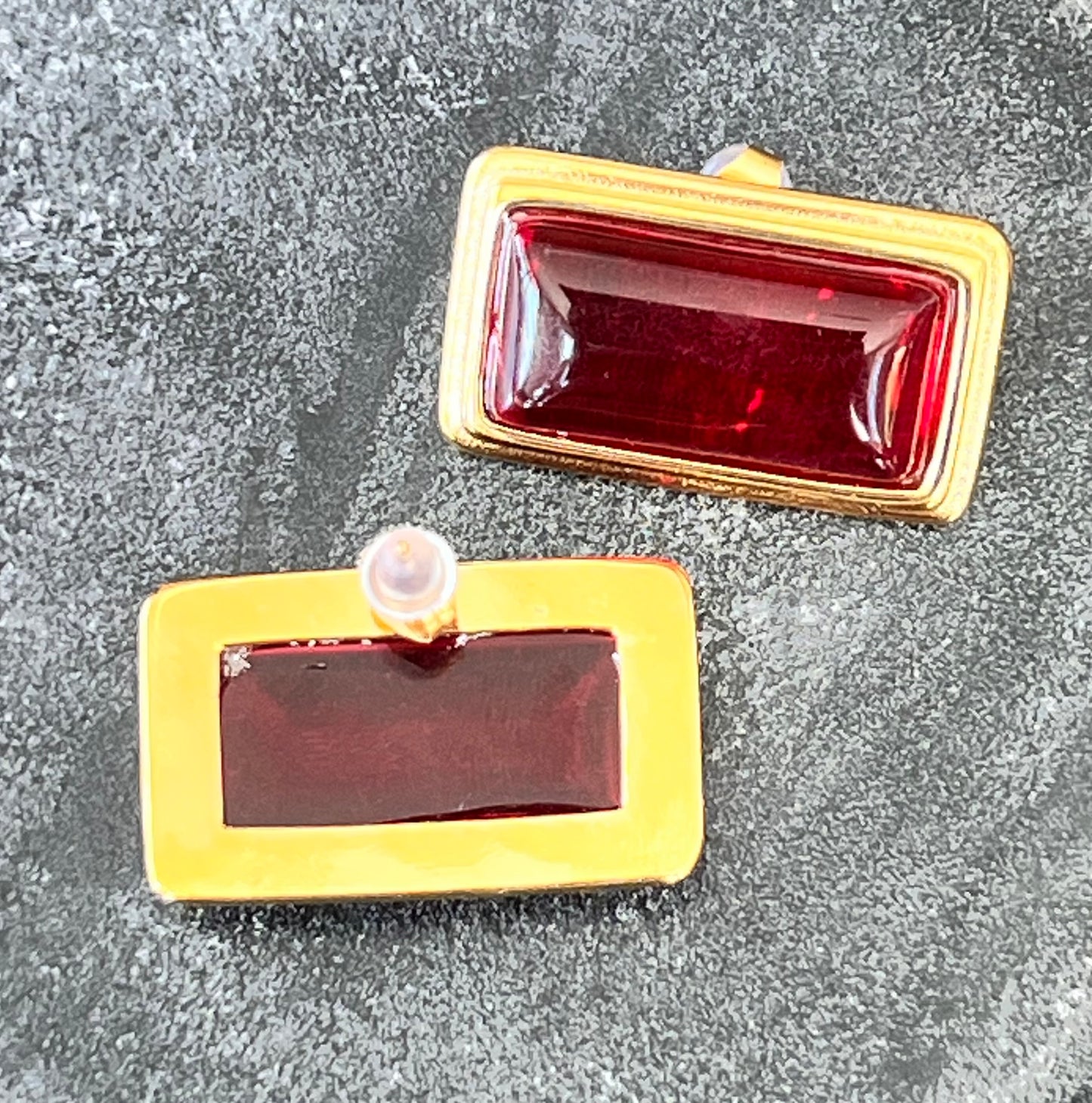 Scarlet Verve – Vintage Red Agate Earrings