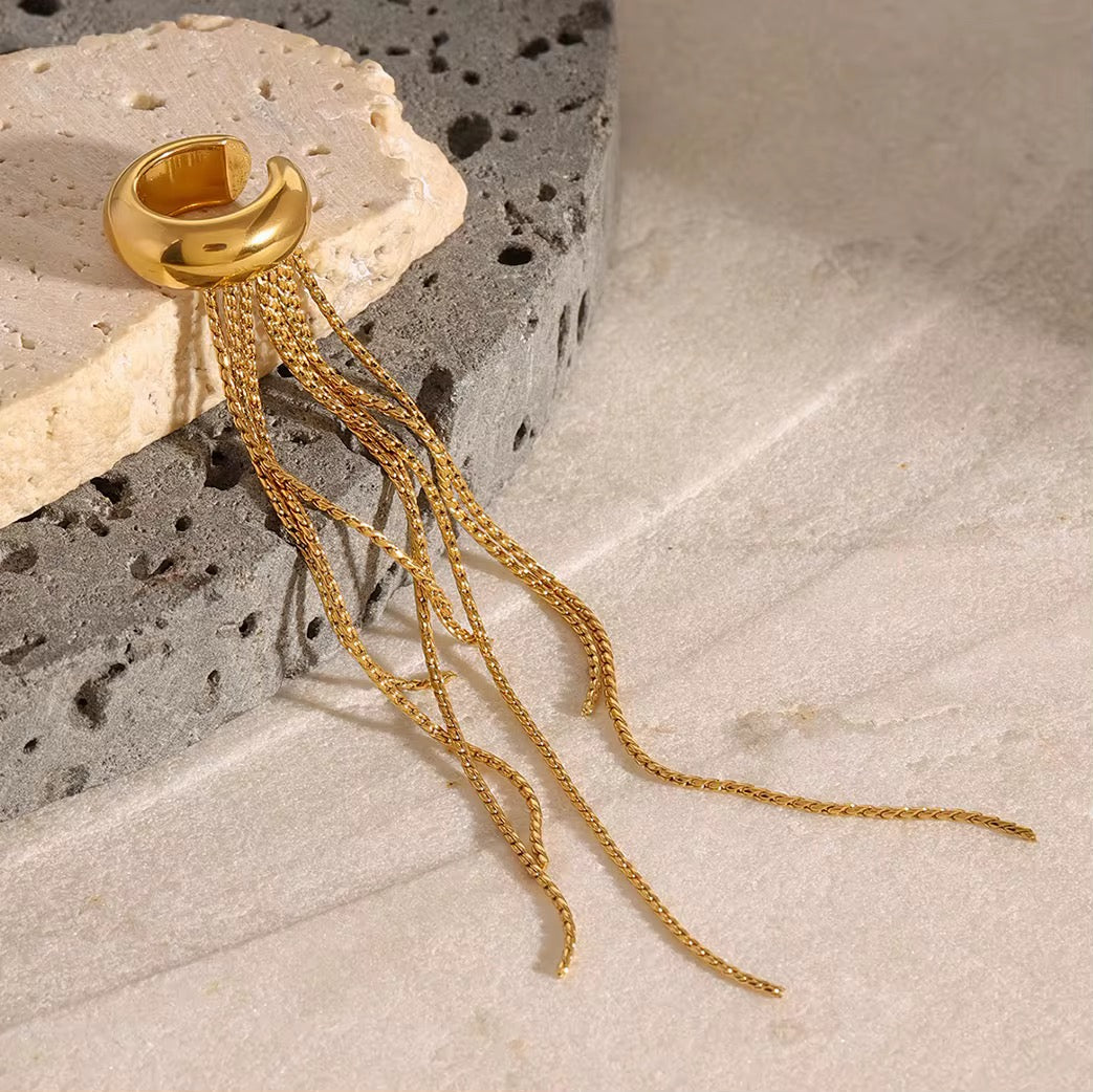Solenne Cuff