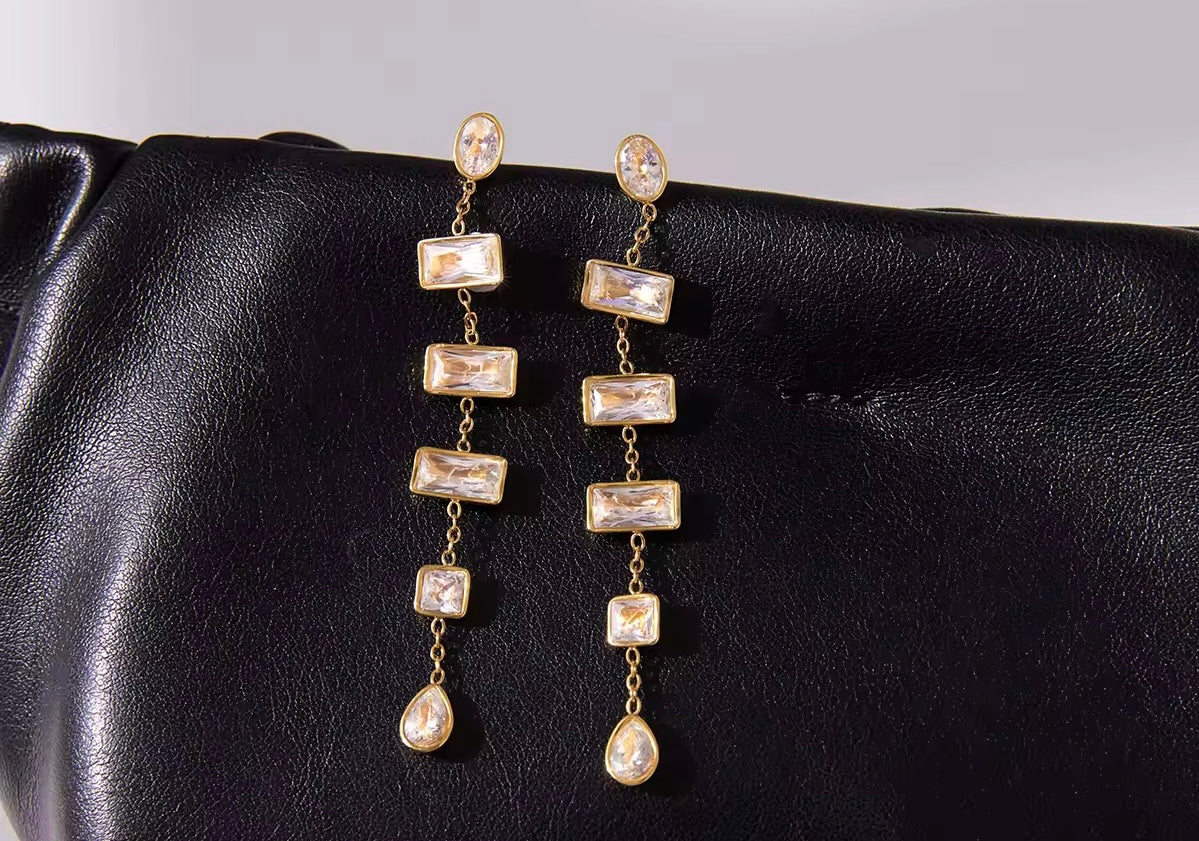 ✨Golden Veil CZ Teardrop Tassels