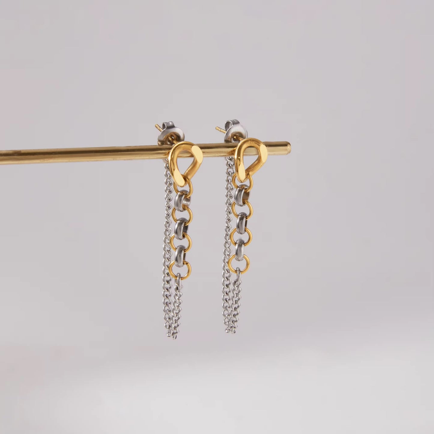 DualGlow Tassel Chains