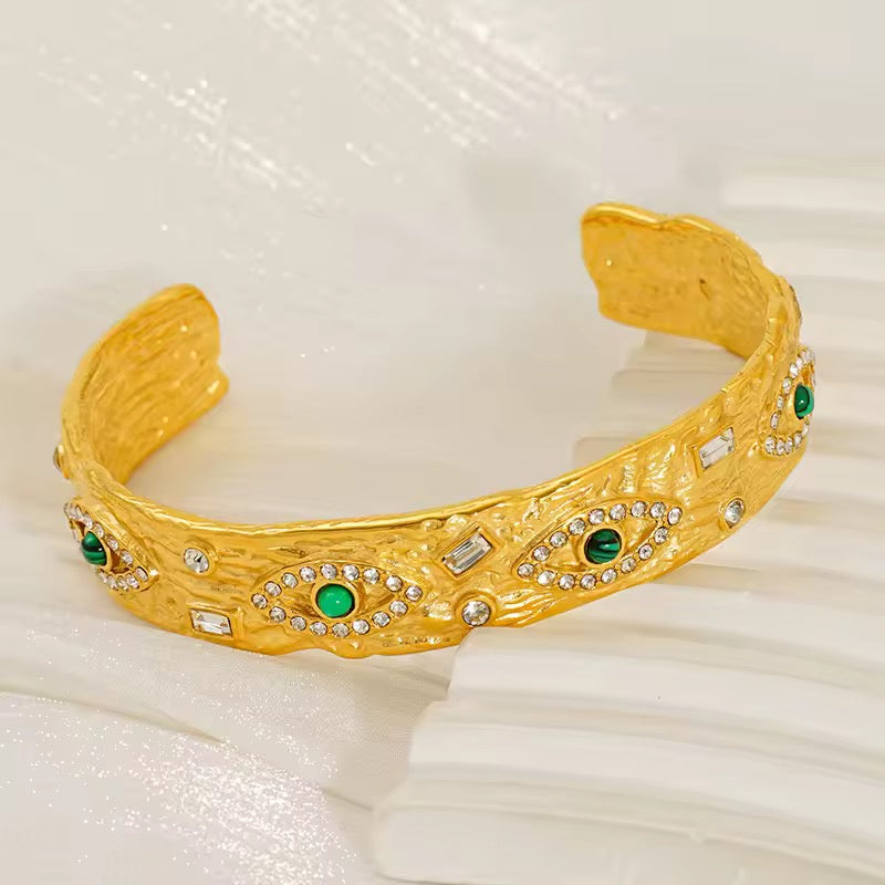 Celestara” – Malachite Eye Embossed Cuff Bracelet