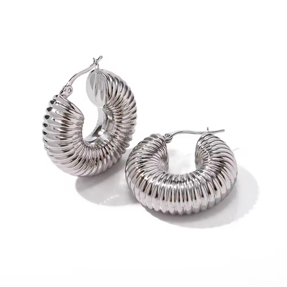 SpiraLuxe Hoops