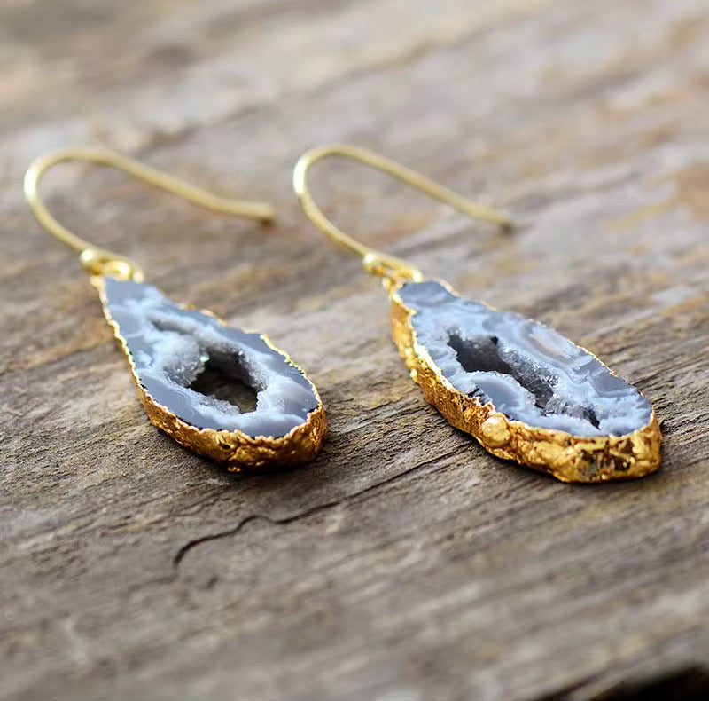 The Wild Agate Drop Earrings