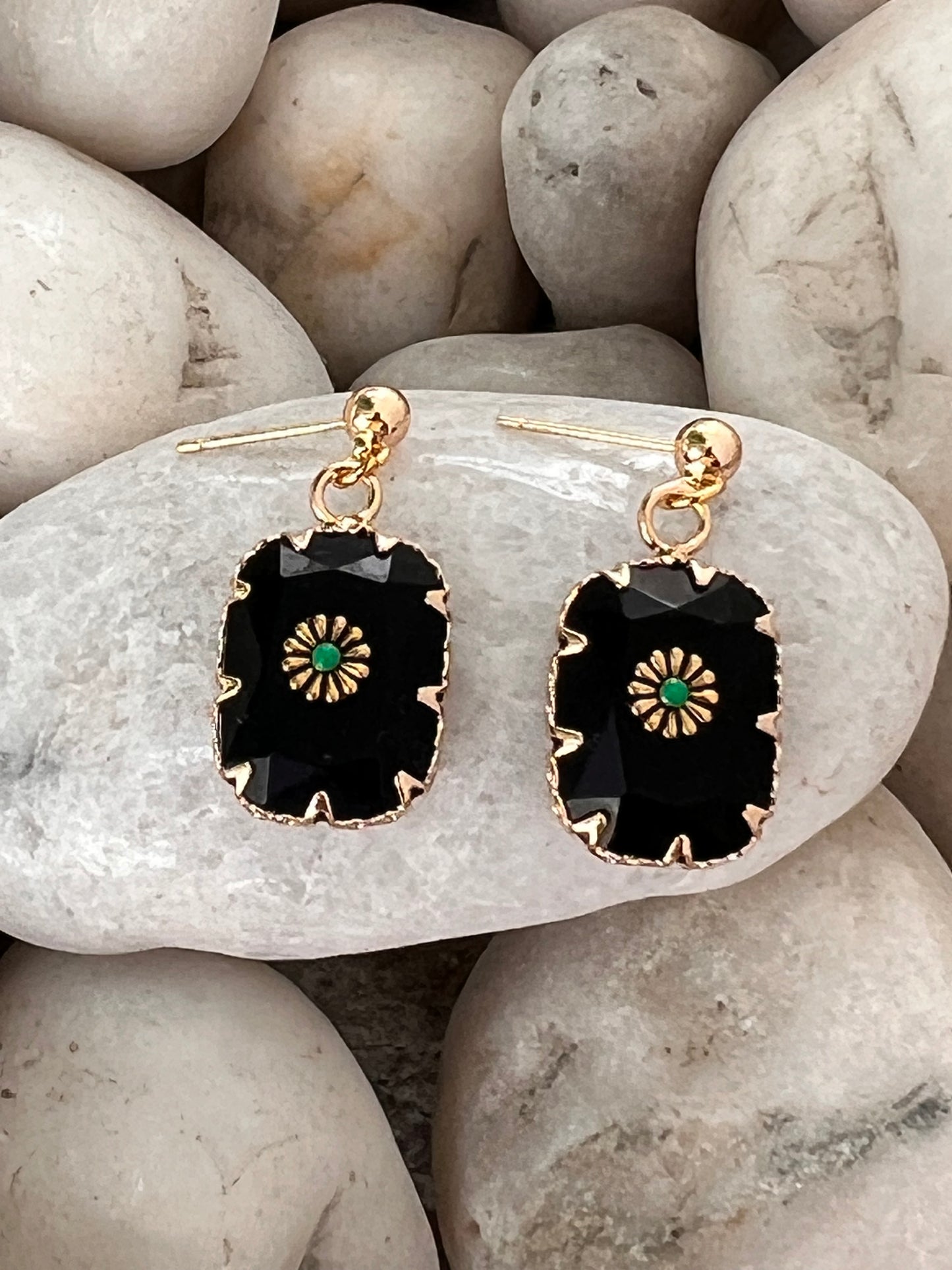 NOIRIS Black Onyx Kevlar Drop Earrings