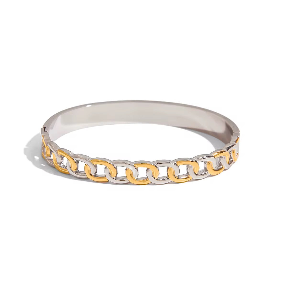 The Fusion Chain Cuff