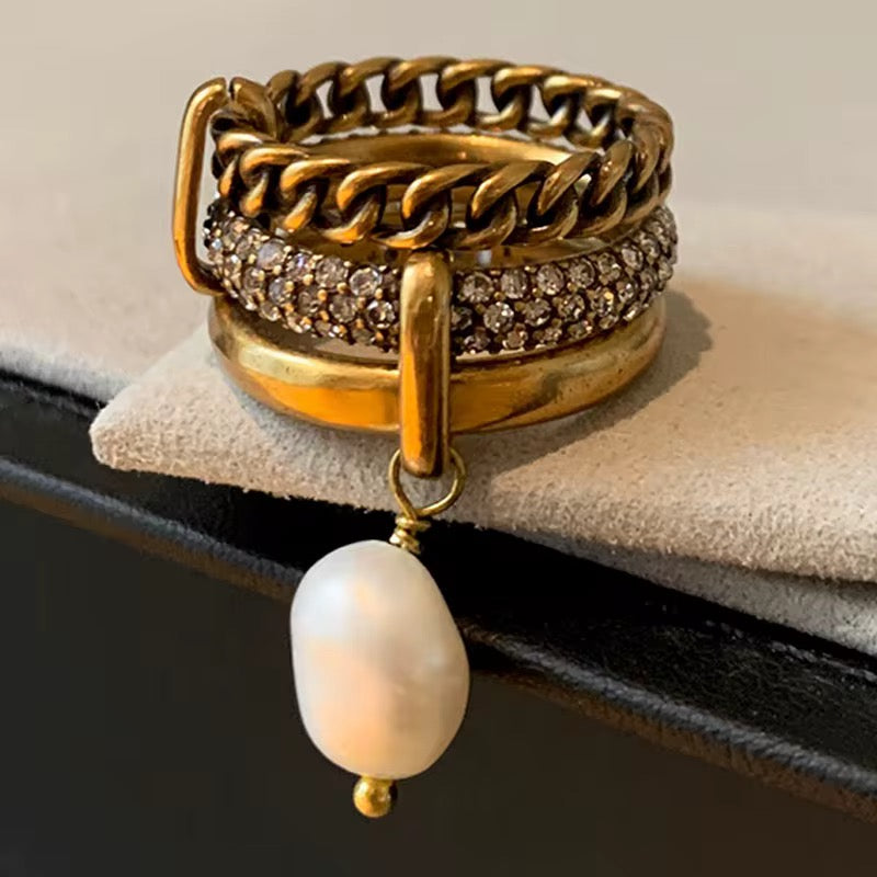 The Gilded Pearl Stacker