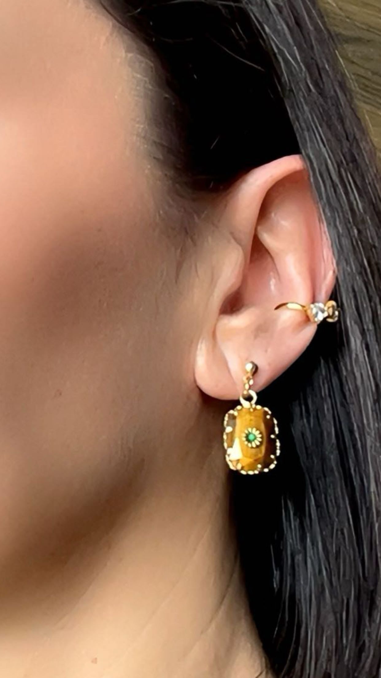 The Aurelia Spark Ear Cuff – 18K Gold Plated Stainless Steel