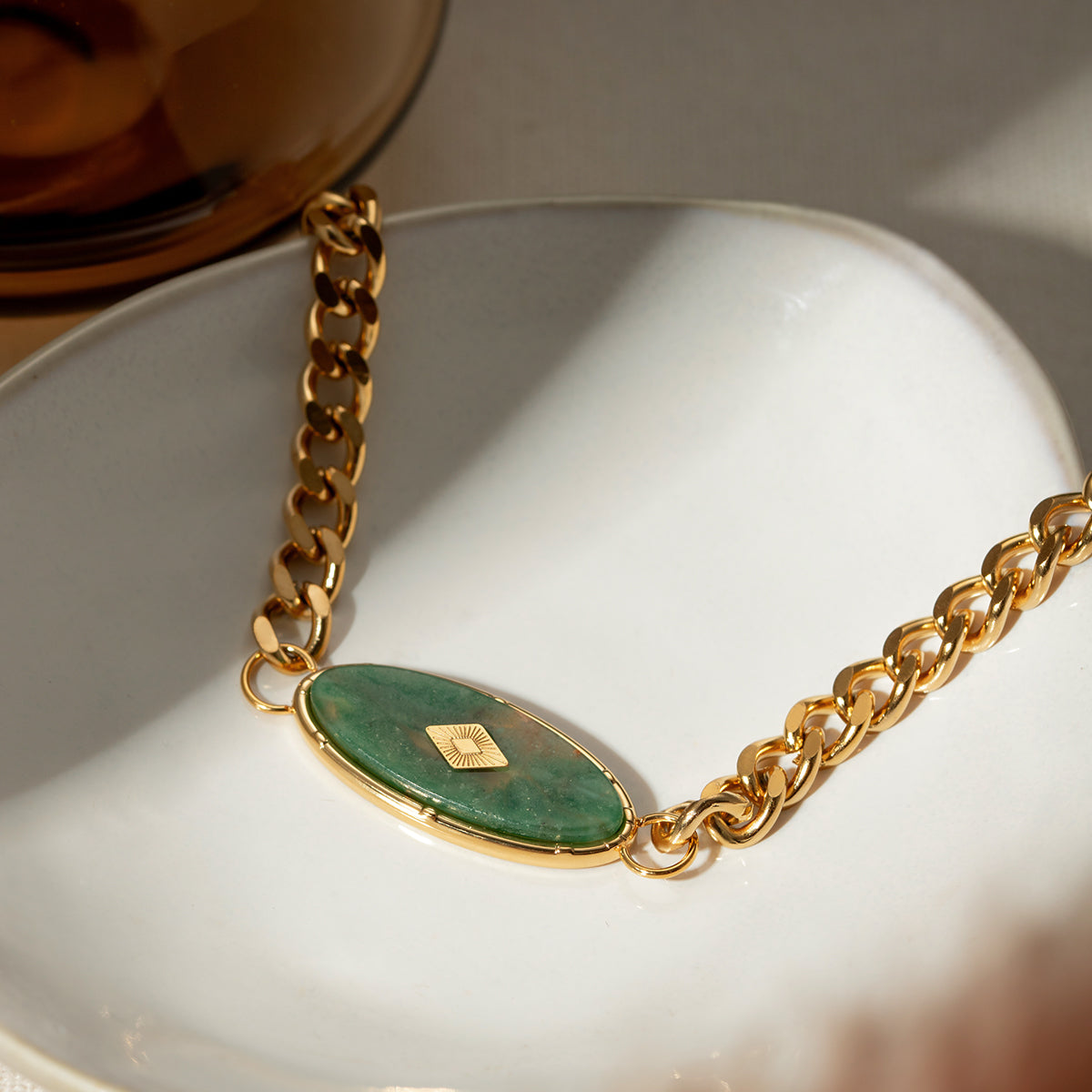 Emerald Grace - Retro 18K Gold Jade Chain Bracelet