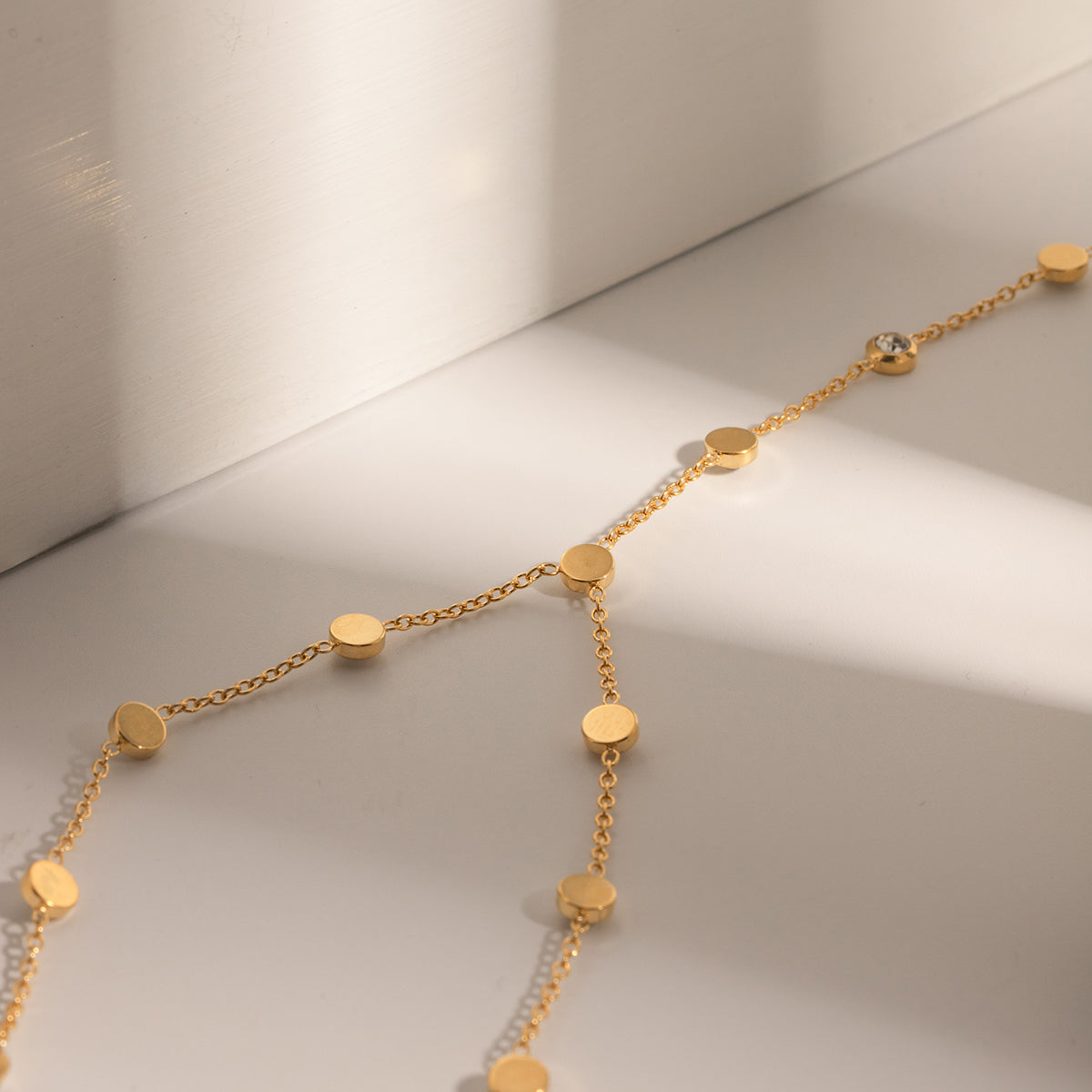 Celeste Drop – 18K Gold Dainty Y-Chain Necklace”