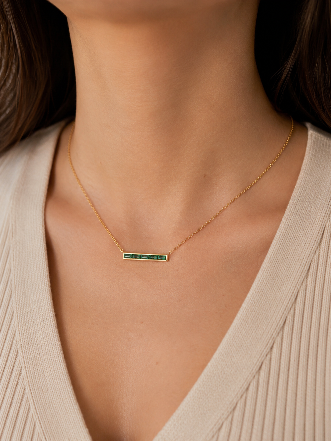 Emerald Linea Bar Necklace