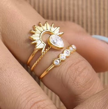 Nerissa Ivory Sunburst Ring Set