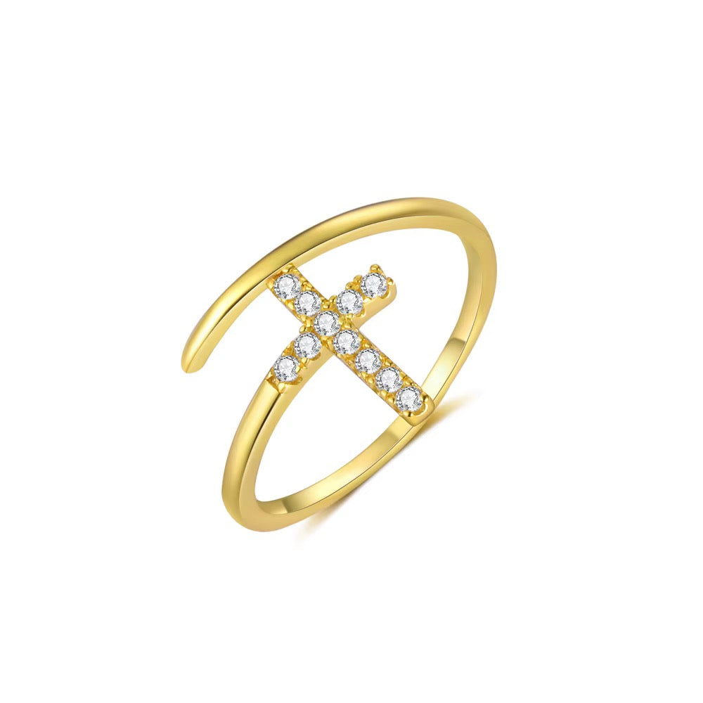 Thalia Cross— 18K Gold-Plated 925 Sterling Silver Ring