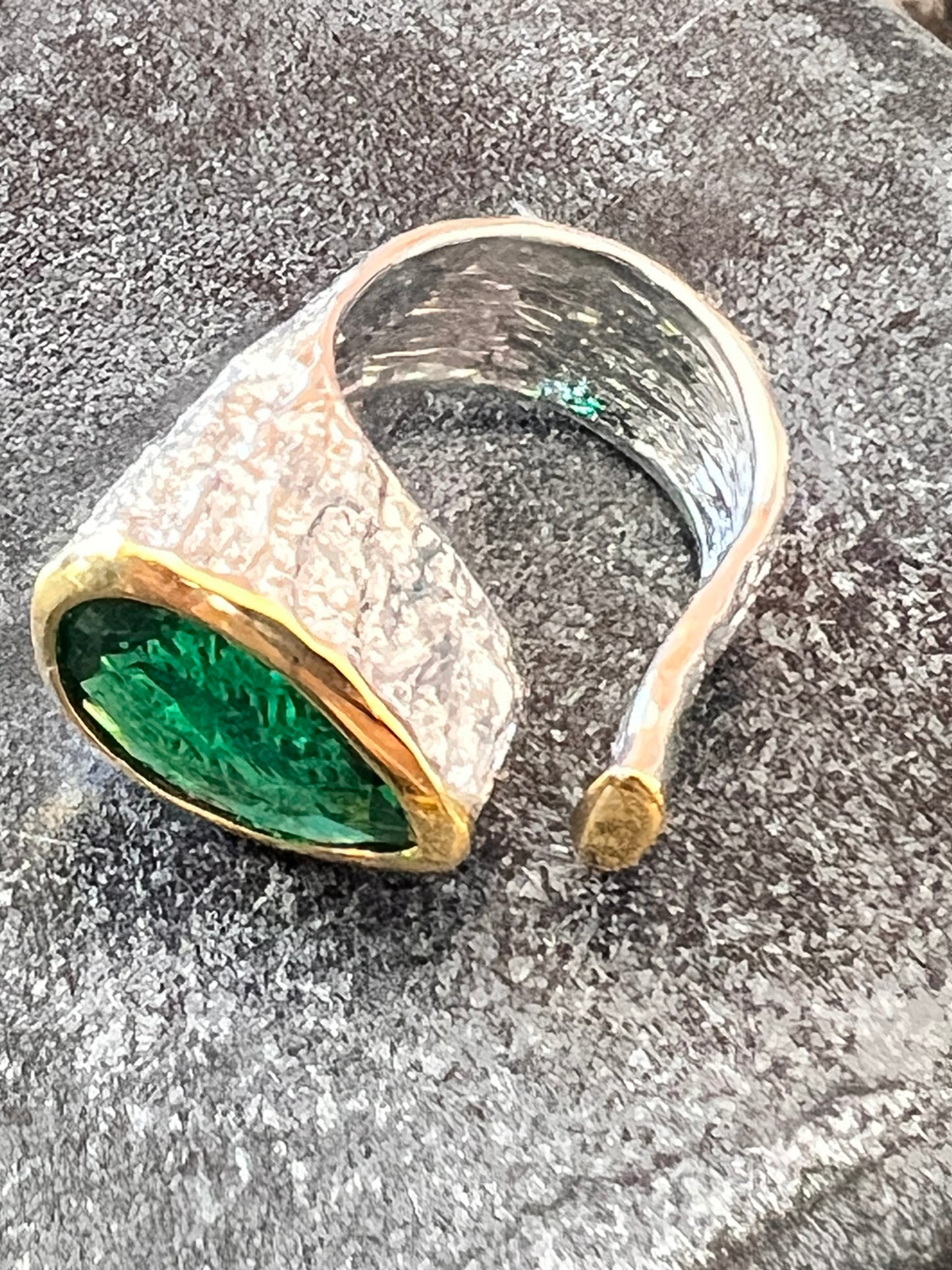 The Deon “Emerald Veil” Ring