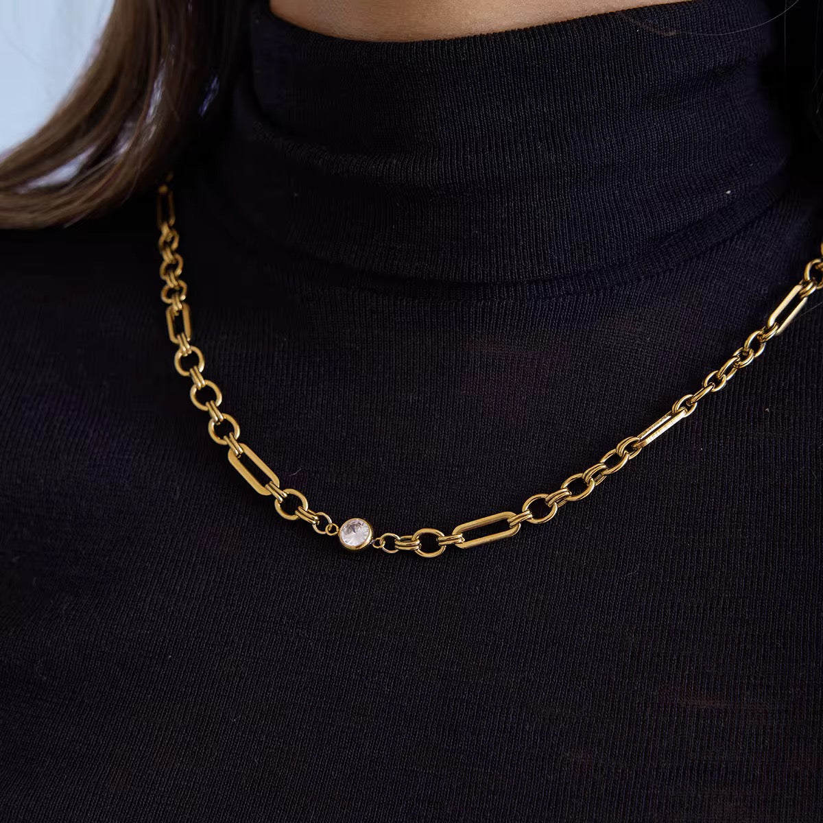 Éclat Blanc Necklace