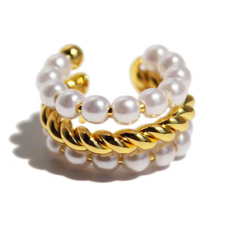 Elyra Twist Ear Cuff – 18K Gold-Plated Brass