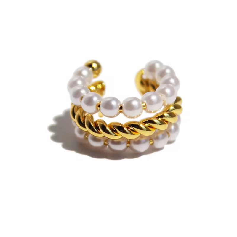 Elyra Twist Ear Cuff – 18K Gold-Plated Brass