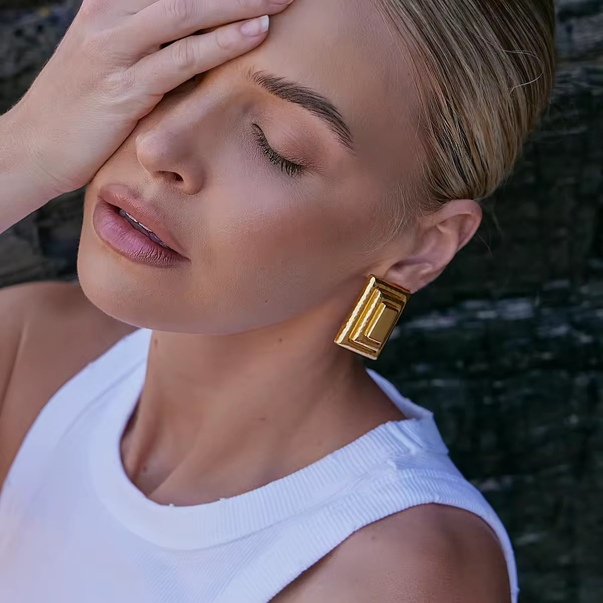 ✨ Tri-Chic Retro Rectangle Studs