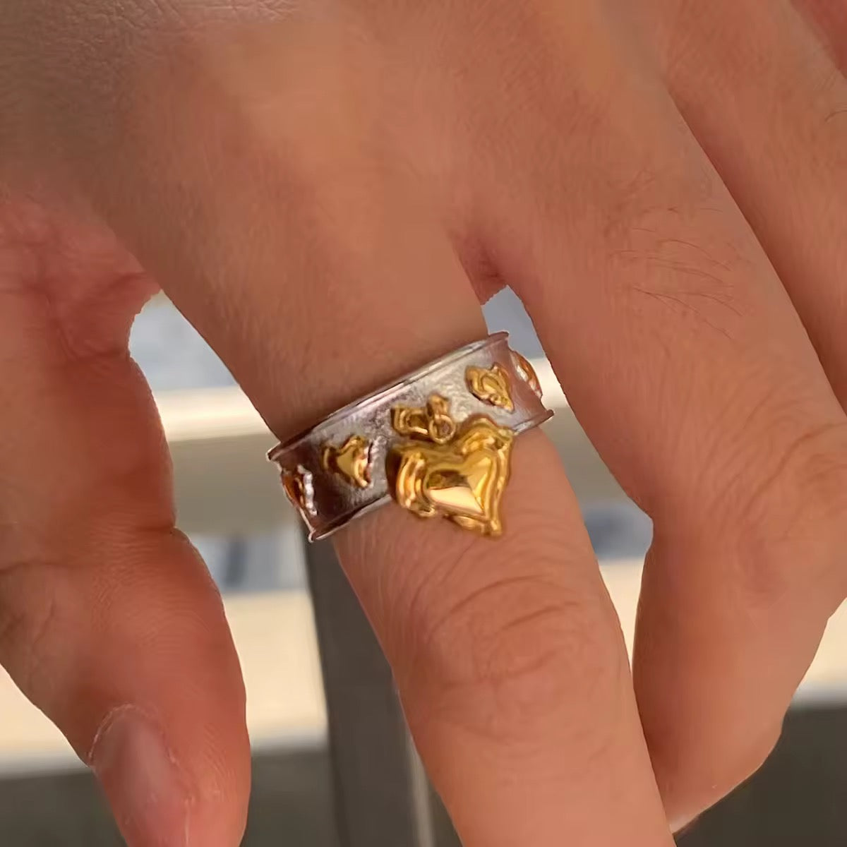 Molten Love Duo – Two-Tone Liquid Heart Ring