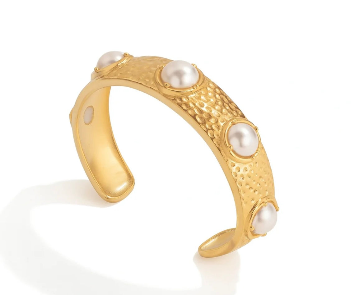 Aurelia Luxe Pearl Cuff