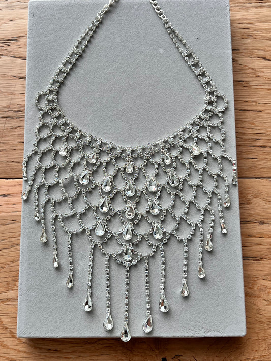 The Royal Raindrop Choker-Silver