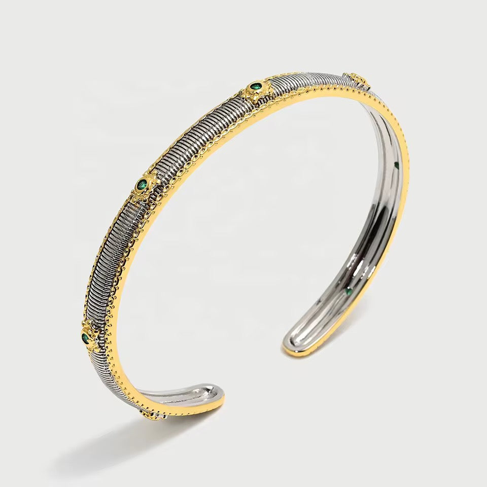 Antoinette Héritage Cuff