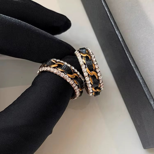 Noir Chain Luxe Zircon Ring