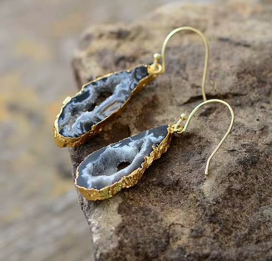 The Wild Agate Drop Earrings