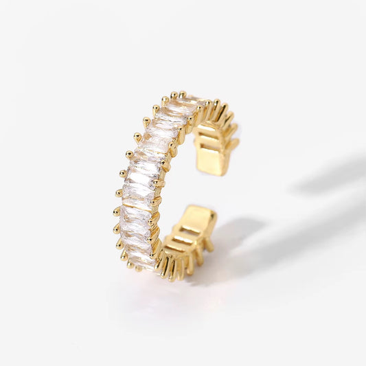 Vega Halo – 18K Gold Crystal Open Ring