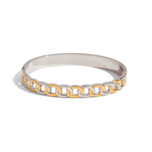 The Fusion Chain Cuff