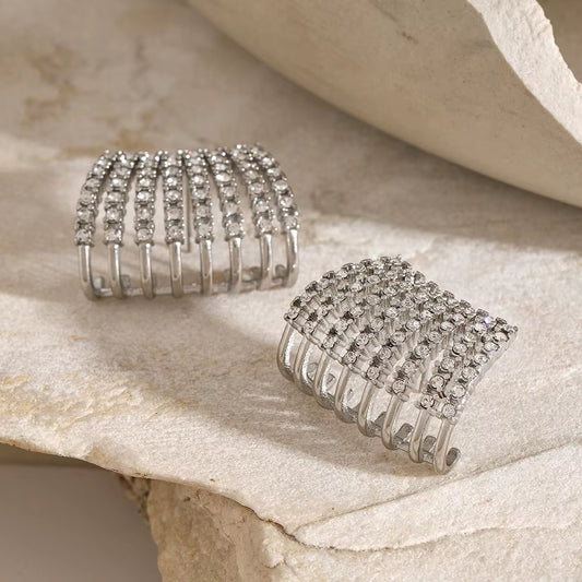 Lumière Luxe Studs